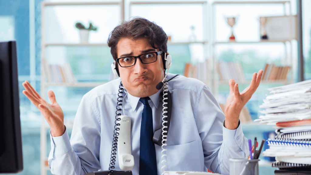 Cold call vs warm call: Sales representatives weighing the difference
